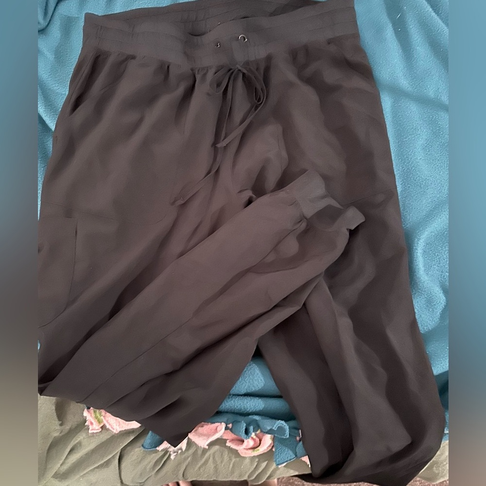 Maeven Scrubs Black
